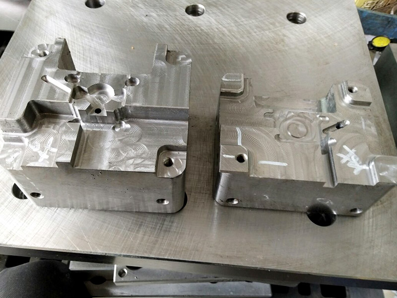 深孔鉆師傅多少錢一個(gè)月？